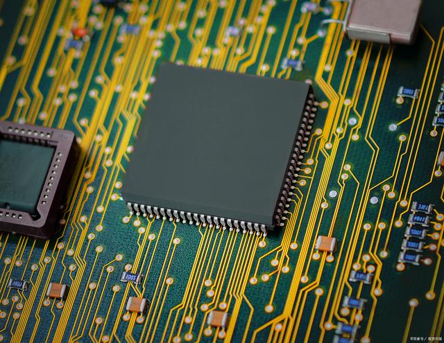 Siemens Chips: The “Core” Power of Intelligent Technology